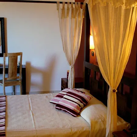 Zaiera Siracusa Hotell 4*